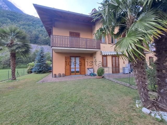 Villetta a schiera in vendita di 122 m² in Via Agher, 43