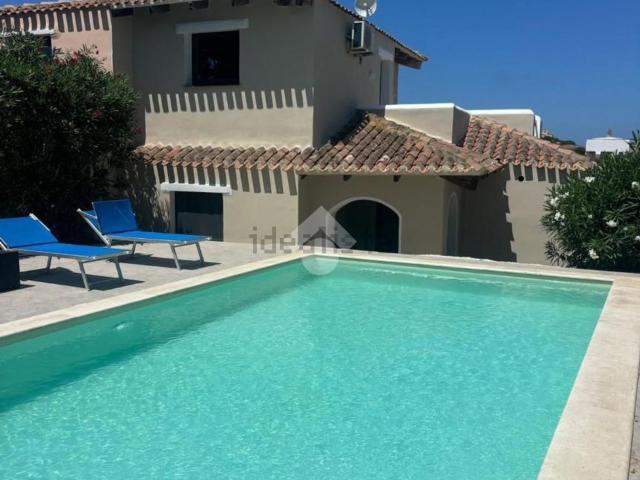 Villetta a schiera in vendita di 122 m² in Via Limbara, 28