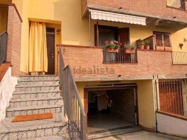 Villetta a schiera in vendita di 122 m² in Vicolo Cantone Fermo