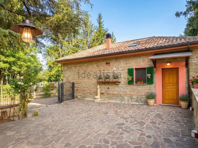 Villetta a schiera in vendita di 123 m² in Via G. Donegani, 93