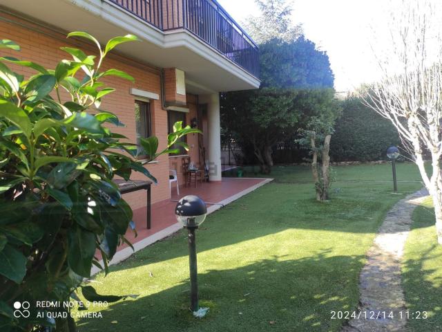 Villetta a schiera in vendita di 123 m² in Via Federico Fellini