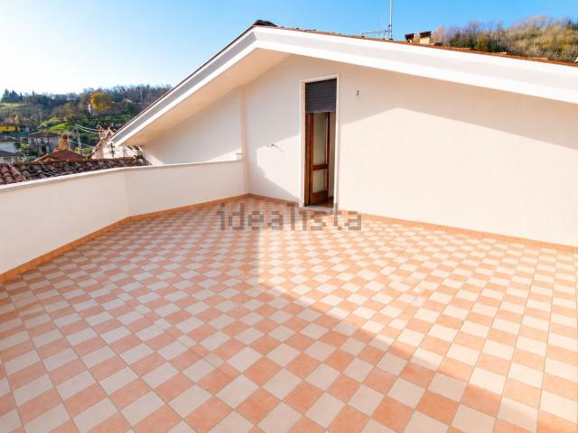 Villetta a schiera in vendita di 124 m² in Via Bregonza