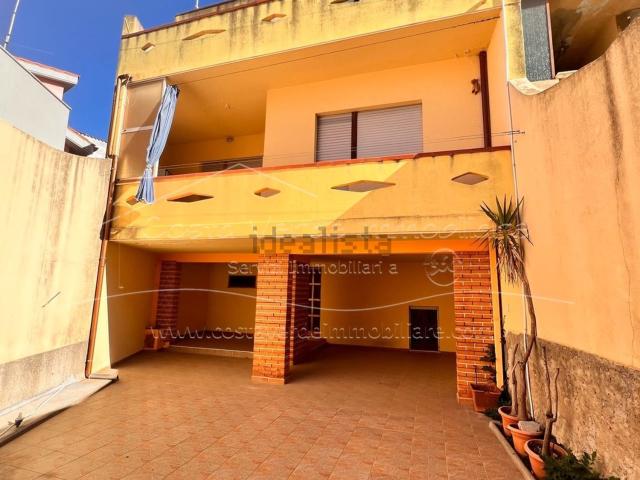 Villetta a schiera in vendita di 124 m² in Via Roma, 24