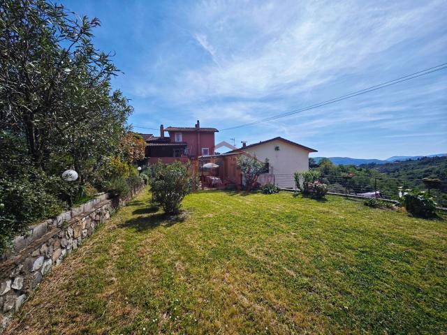 Villetta a schiera in vendita di 125 m² in Via Caprignano