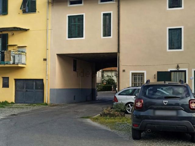 Villetta a schiera in vendita di 125 m² in Via Dante Alighieri