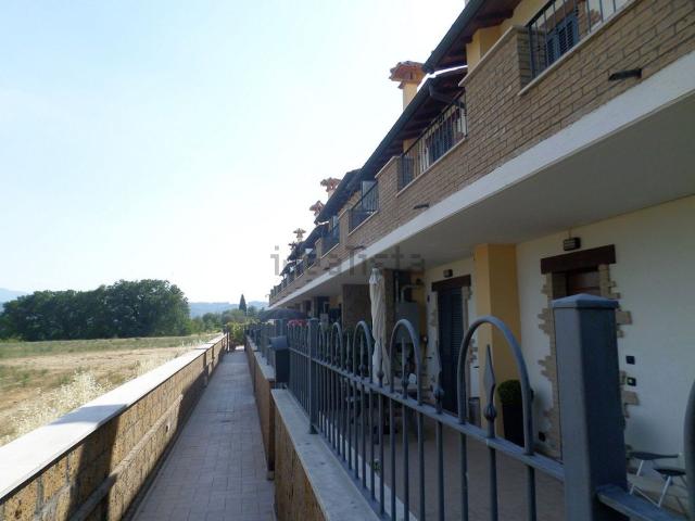 Villetta a schiera in vendita di 125 m² in Via della Croce