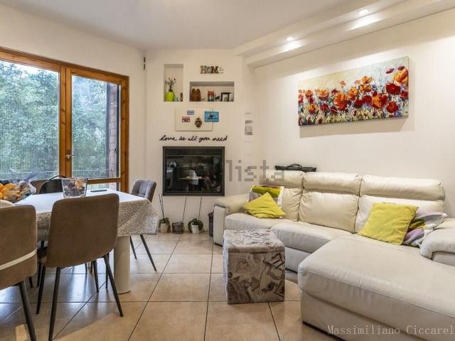 Villetta a schiera in vendita di 125 m² in Via delle Violette