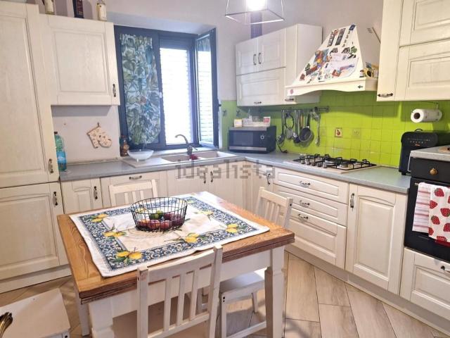 Villetta a schiera in vendita di 125 m² in Via di Paganico