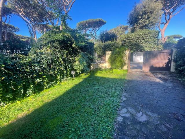 Villetta a schiera in vendita di 125 m² in Via Marina di Campo