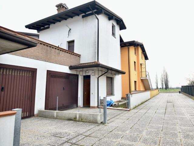 Villetta a schiera in vendita di 125 m² in Via Sandro Pertini