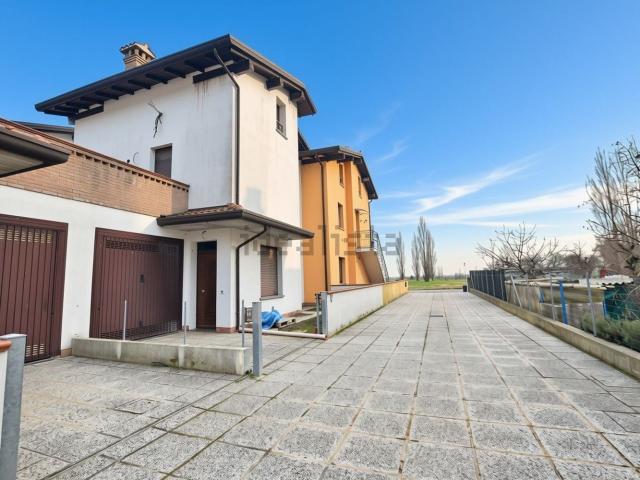 Villetta a schiera in vendita di 125 m² in Via Sandro Pertini