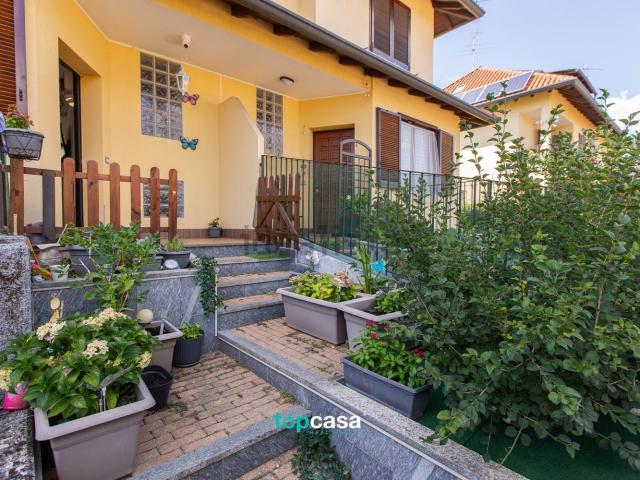 Villetta a schiera in vendita di 125 m² in Via Stradivari, 9