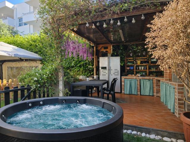 Villetta a schiera in vendita di 125 m² in Via Val Lagarina