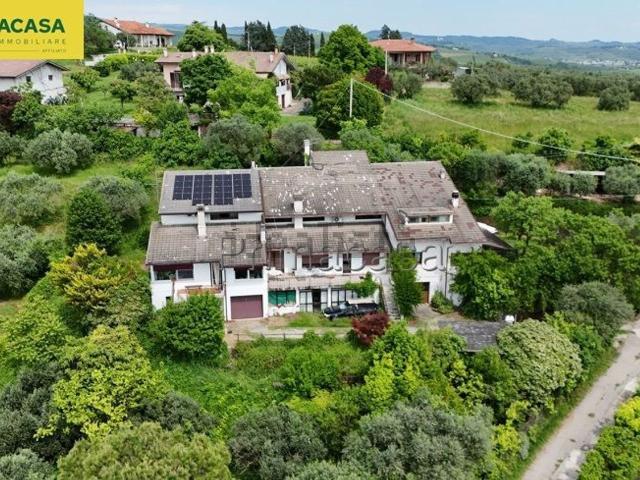 Villetta a schiera in vendita di 126 m² in Via Alta