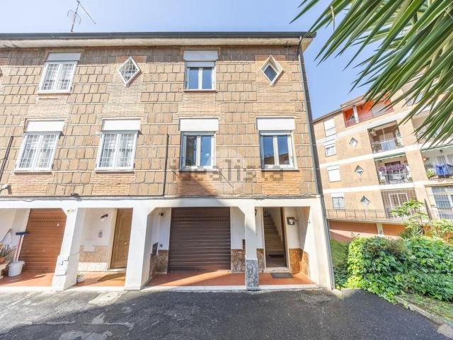 Villetta a schiera in vendita di 126 m² in Via Giorgio Amendola, 2