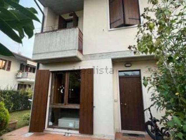 Villetta a schiera in vendita di 126 m² in Via San Caterina da Siena