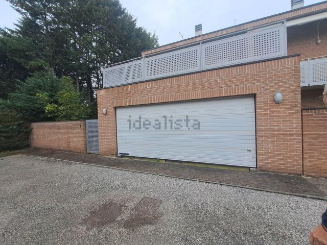 Villetta a schiera in vendita di 126 m² in Viale Riviera Berica