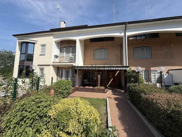 Villetta a schiera in vendita di 127 m²