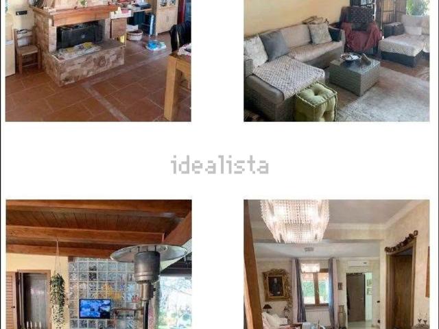Villetta a schiera in vendita di 127 m² in Via Barcellona