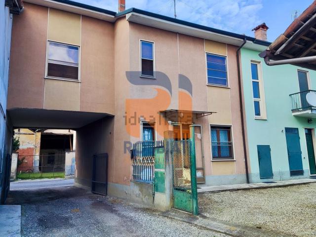 Villetta a schiera in vendita di 128 m² in Via San Pollini, 21