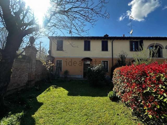 Villetta a schiera in vendita di 128 m² in Via Spinadesco, 15