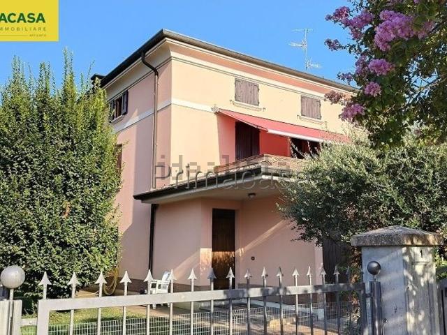 Villetta a schiera in vendita di 128 m² in Via Roma