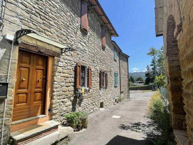 Villetta a schiera in vendita di 129 m² in Via A. Roncassaglia, 1