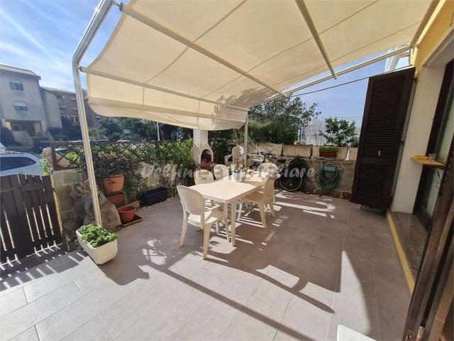 Villetta a schiera in vendita di 129 m² in Via degli Achei, 5