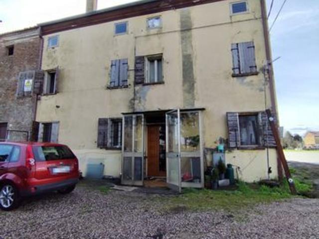 Villetta a schiera in vendita di 129 m² in Via Maffei, 1094