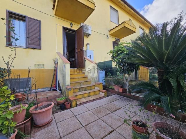 Villetta a schiera in vendita di 129 m² in Via Santa Lucia, 10