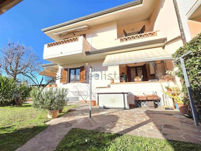 Villetta a schiera in vendita di 130 m²