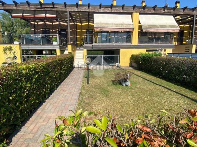 Villetta a schiera in vendita di 130 m²