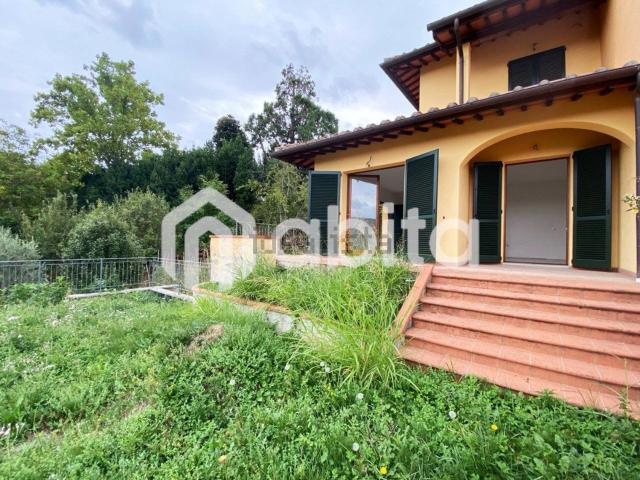 Villetta a schiera in vendita di 130 m² in Via Brollo