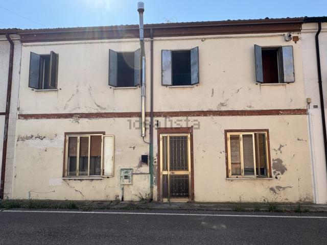 Villetta a schiera in vendita di 130 m² in Via Ghedini Giuseppe