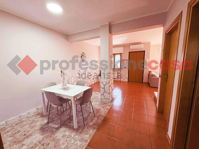 Villetta a schiera in vendita di 130 m² in Via Giuseppe Garibaldi, 12
