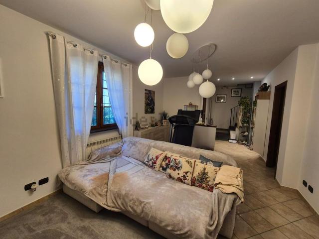 Villetta a schiera in vendita di 130 m² in Via delle scuole di tassignano