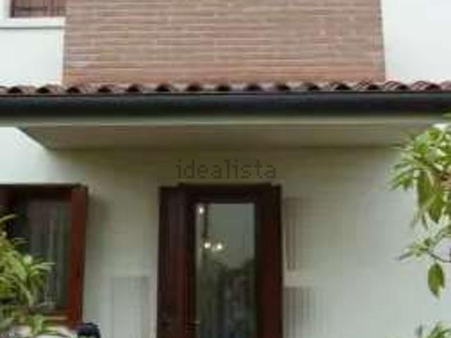 Villetta a schiera in vendita di 130 m² in Via Enrico de Nicola