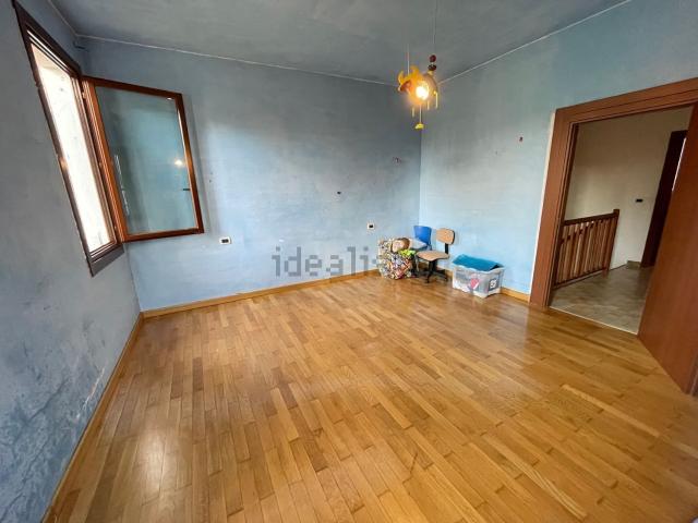 Villetta a schiera in vendita di 130 m² in Via Edmondo de Amicis