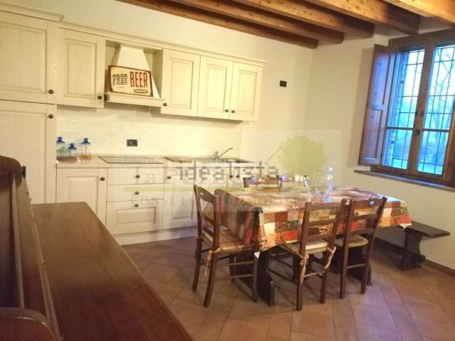 Villetta a schiera in vendita di 130 m² in Via Fratelli Cervi