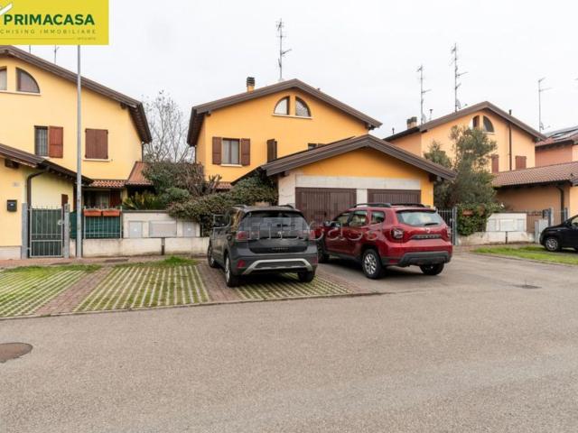 Villetta a schiera in vendita di 130 m² in Via Fratelli Poli, 19