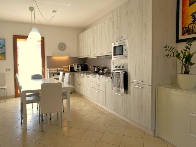 Villetta a schiera in vendita di 130 m² in Via Marte