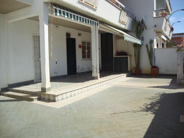 Villetta a schiera in vendita di 130 m² in Via po