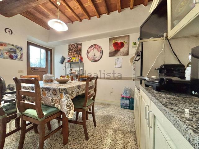 Villetta a schiera in vendita di 130 m² in Via Vecchia Pesciatina