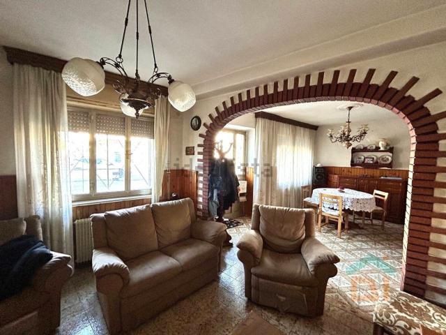 Villetta a schiera in vendita di 130 m² in Via Vino della Pace