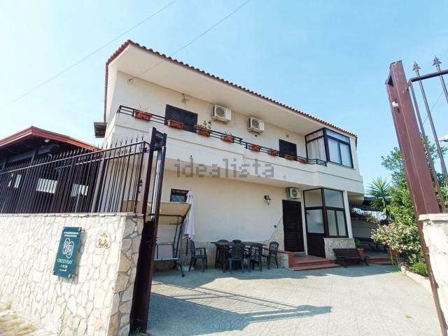 Villetta a schiera in vendita di 130 m² in Viale Lenin