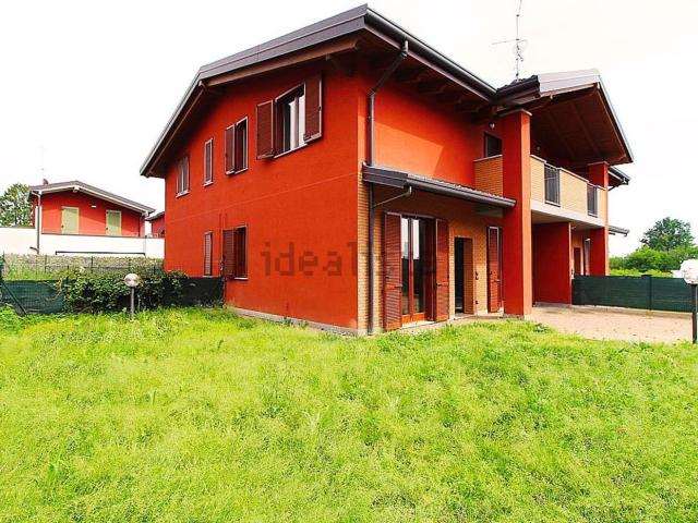 Villetta a schiera in vendita di 130 m² in Viale Lombardia