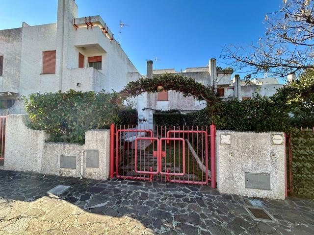 Villetta a schiera in vendita di 131 m² in Via Catone, 20