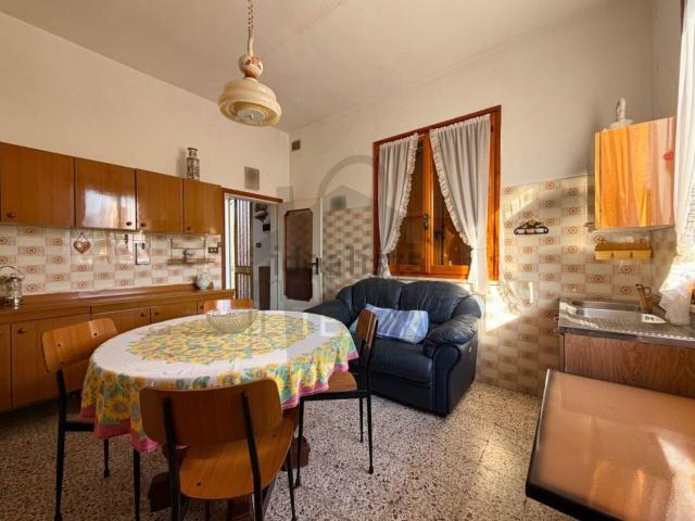 Villetta a schiera in vendita di 131 m² in Via Balduccia