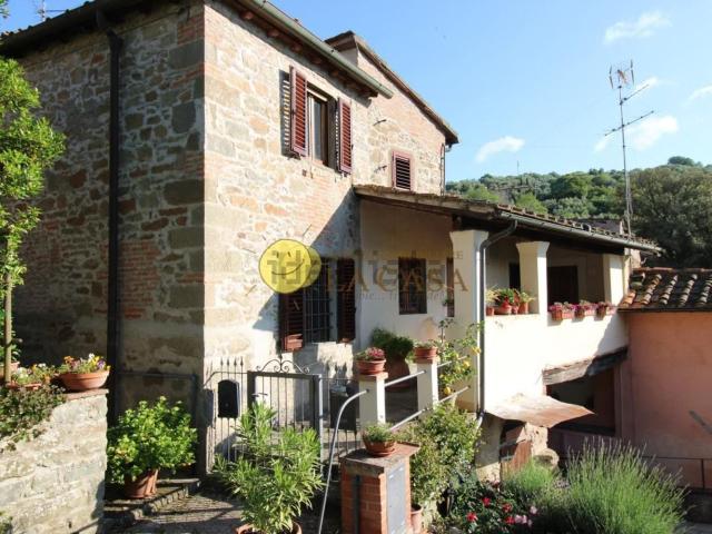 Villetta a schiera in vendita di 131 m² in Via Ponte Agli Stolli