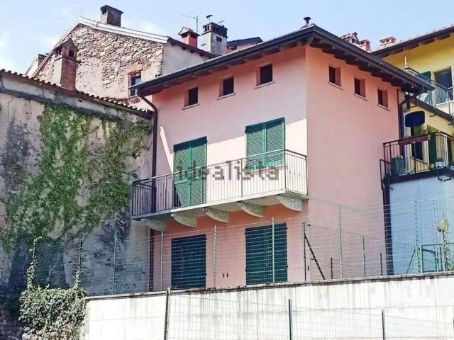 Villetta a schiera in vendita di 131 m² in Via Pian Cavagnano